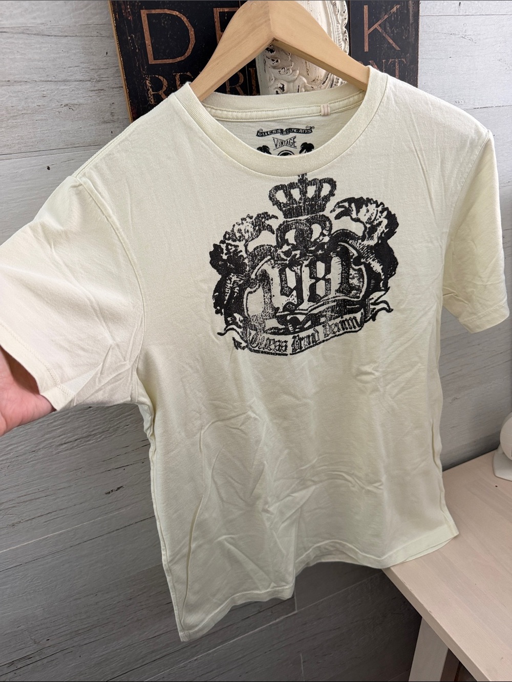 Guess Vintage 2007 Cream Short-Sleeve Tee with Black Crest Graphic